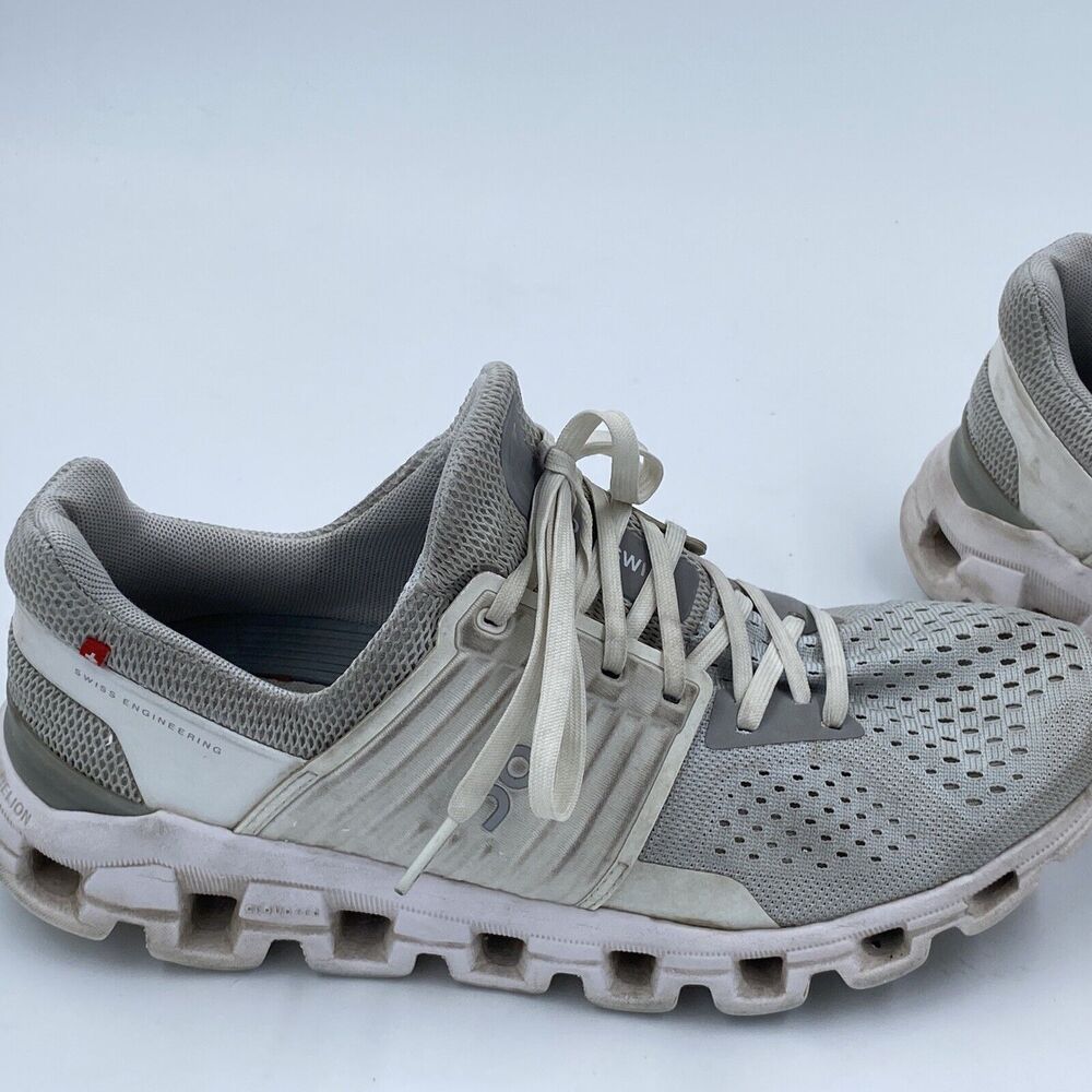 On Cloud Cloudswift Low Top Running Sneakers Wome… - image 4